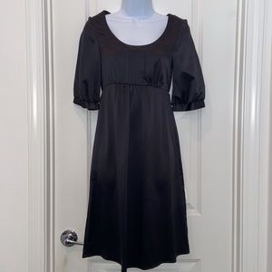 New- H&M Babydoll Style Midi dress